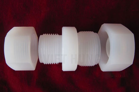Straight-connection-connector