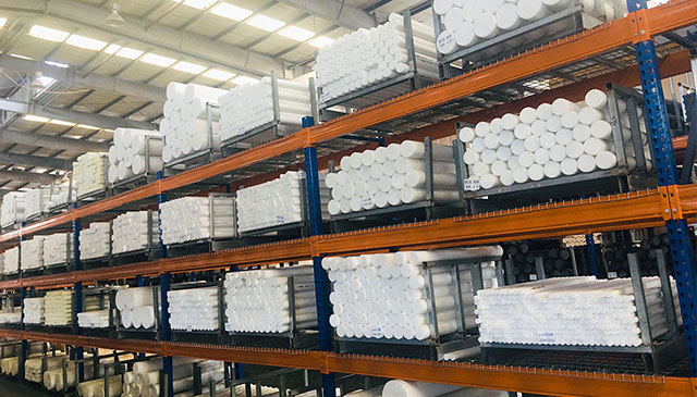 Professional plastic material manufacturer