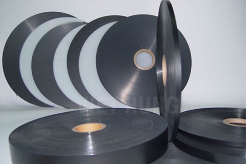 Features-of-plastic-coil-cutting-and-slitting-processes